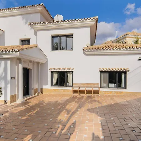 3310 Flores Villa Marbella